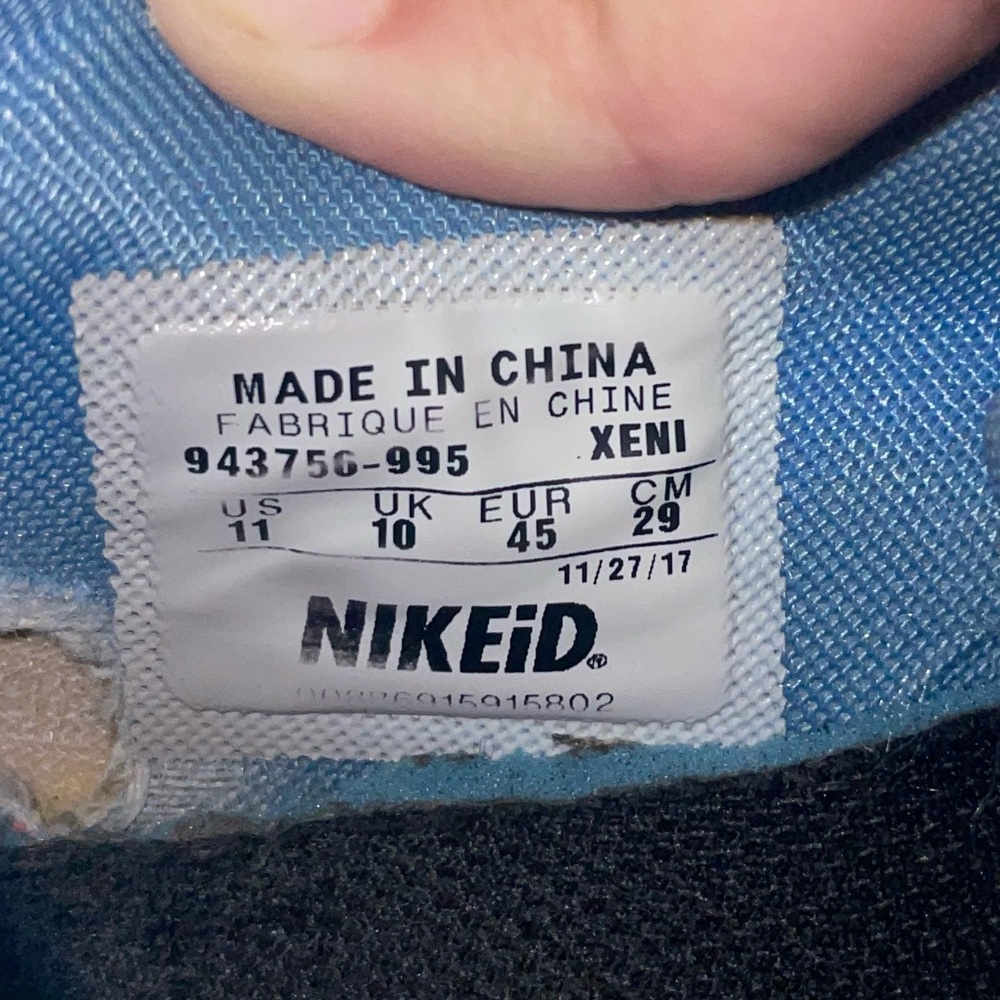NikeID Blue and Black Sneakers men’s size 11 - Picture 7 of 7